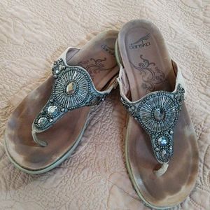 sandles